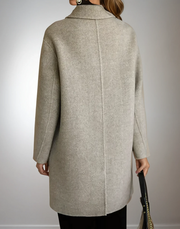 Seravelle | Tailored Statement Coat