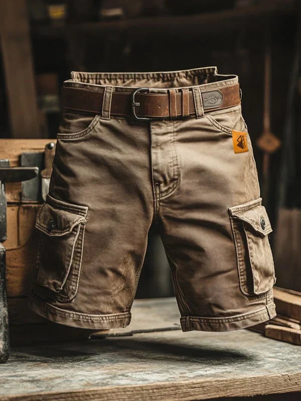 Leo | Retro cargo shorts with multiple pockets