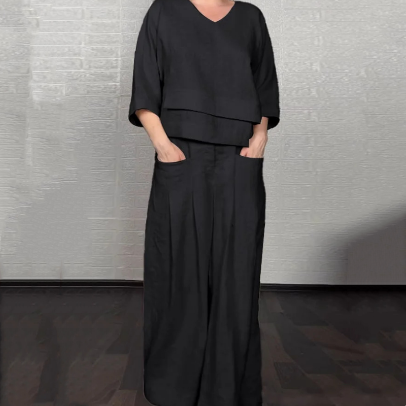 Noa | Loose-Fit Minimalist Two-Piece Outfit