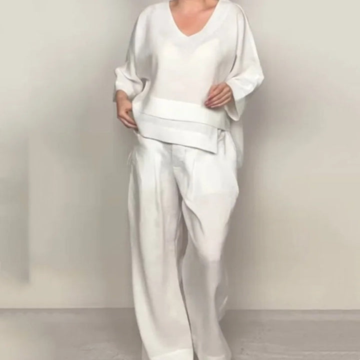 Noa | Loose-Fit Minimalist Two-Piece Outfit